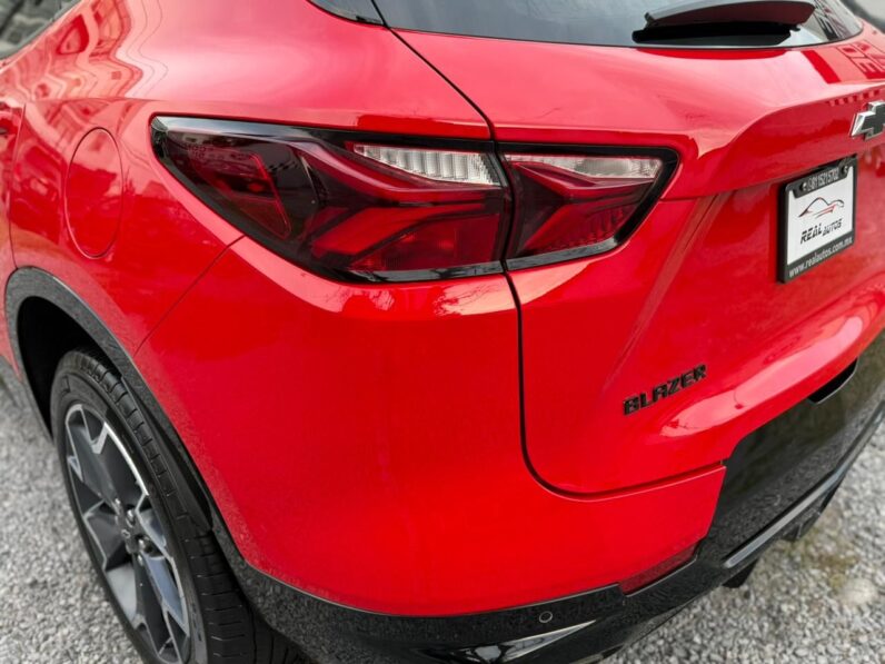 
								Chevrolet Blazer RS 2021 full									