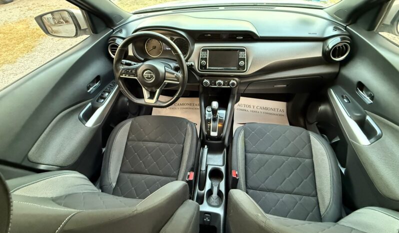 
								Nissan Kicks Advance 2019 full									