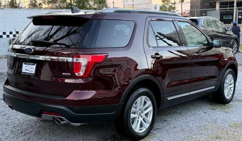 Ford Explorer XLT 2018 full