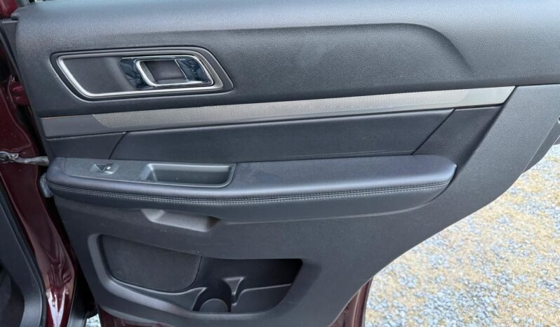 Ford Explorer XLT 2018 full