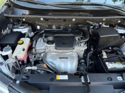 Toyota RAV4 LE 2017 full