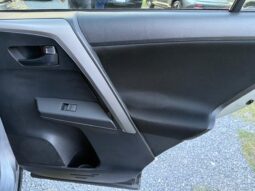 Toyota RAV4 LE 2017 full