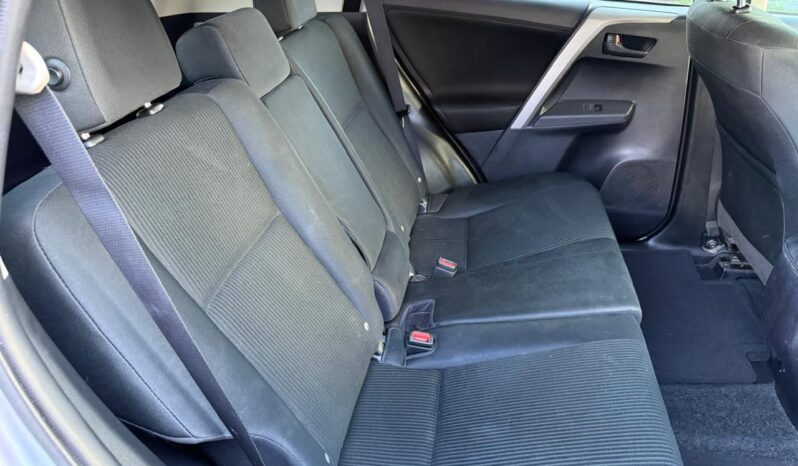 Toyota RAV4 LE 2017 full