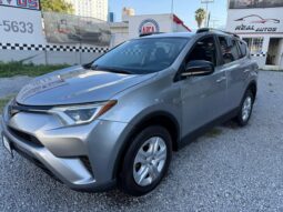 Toyota RAV4 LE 2017 full
