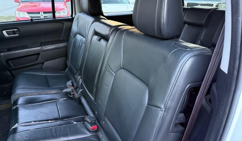 
								Honda Pilot Touring 2015 full									