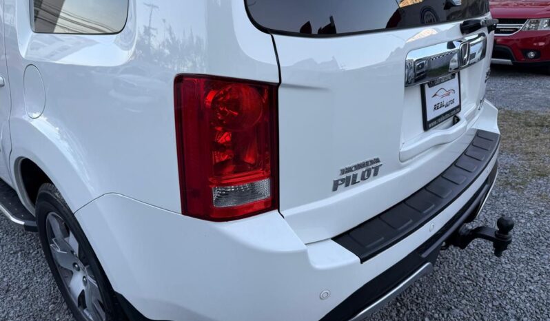 
								Honda Pilot Touring 2015 full									