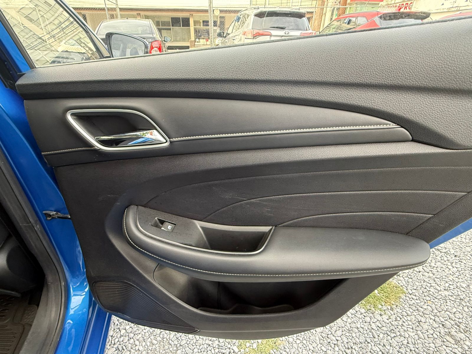 MG MG5 ELEGANCE 2022
