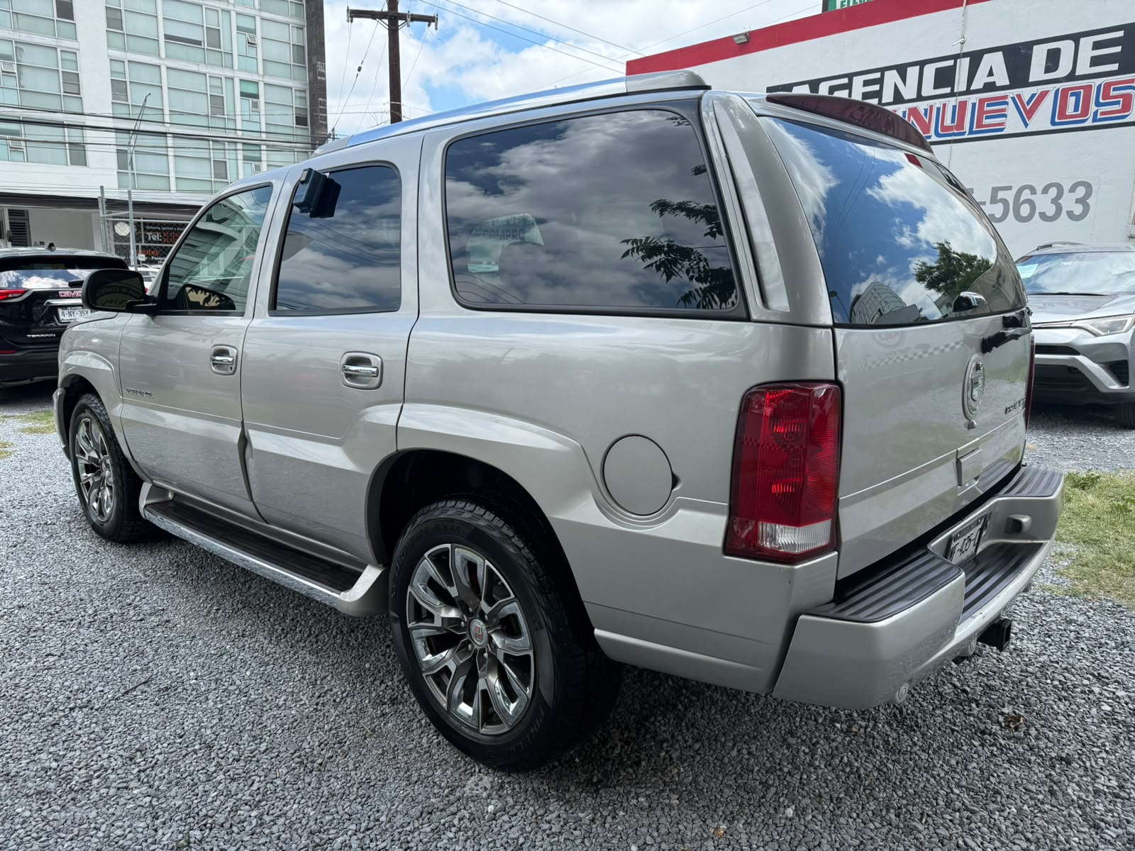 CADILLAC ESCALADE 2005
