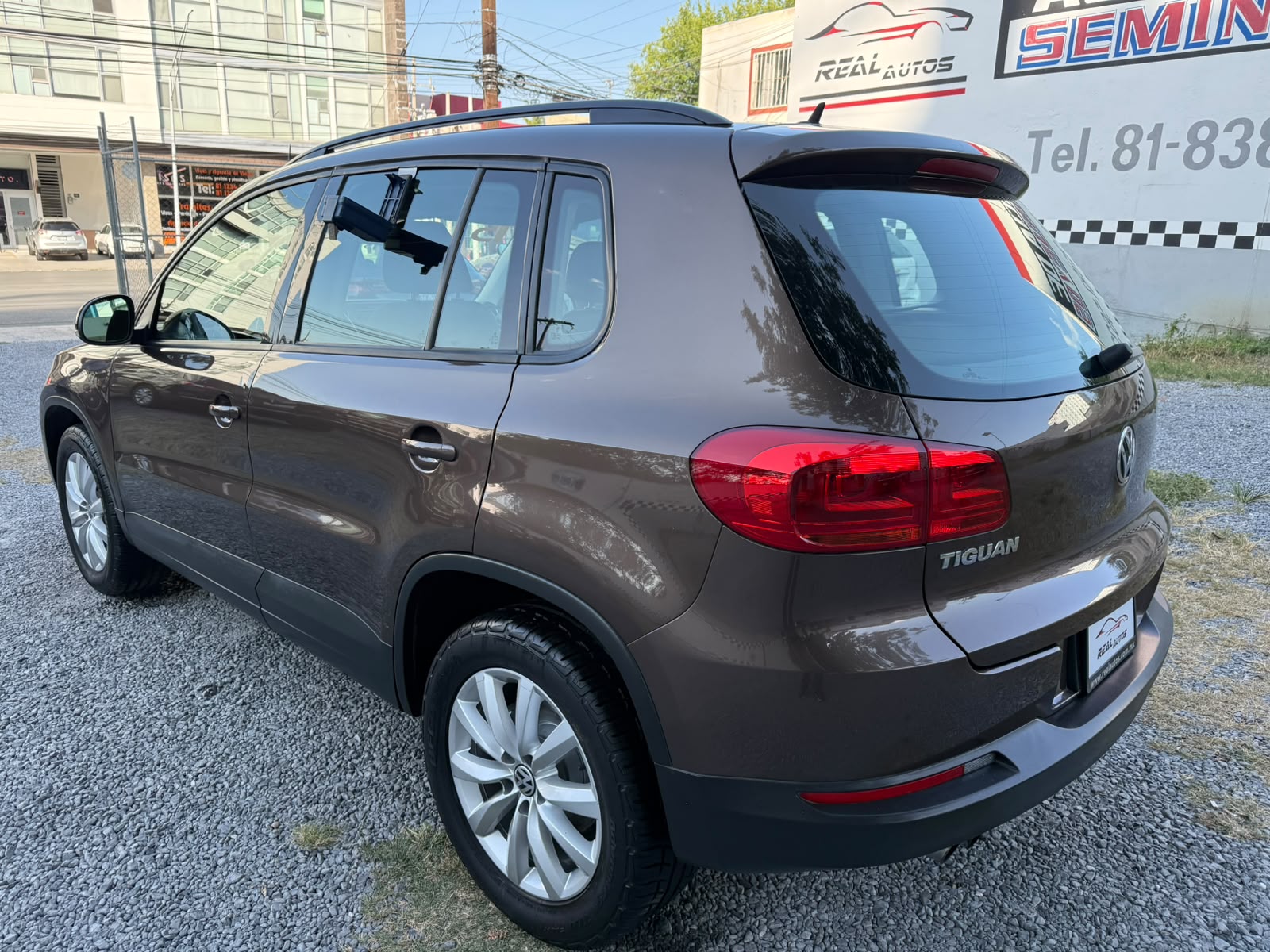 VOLKS WAGEN 2015