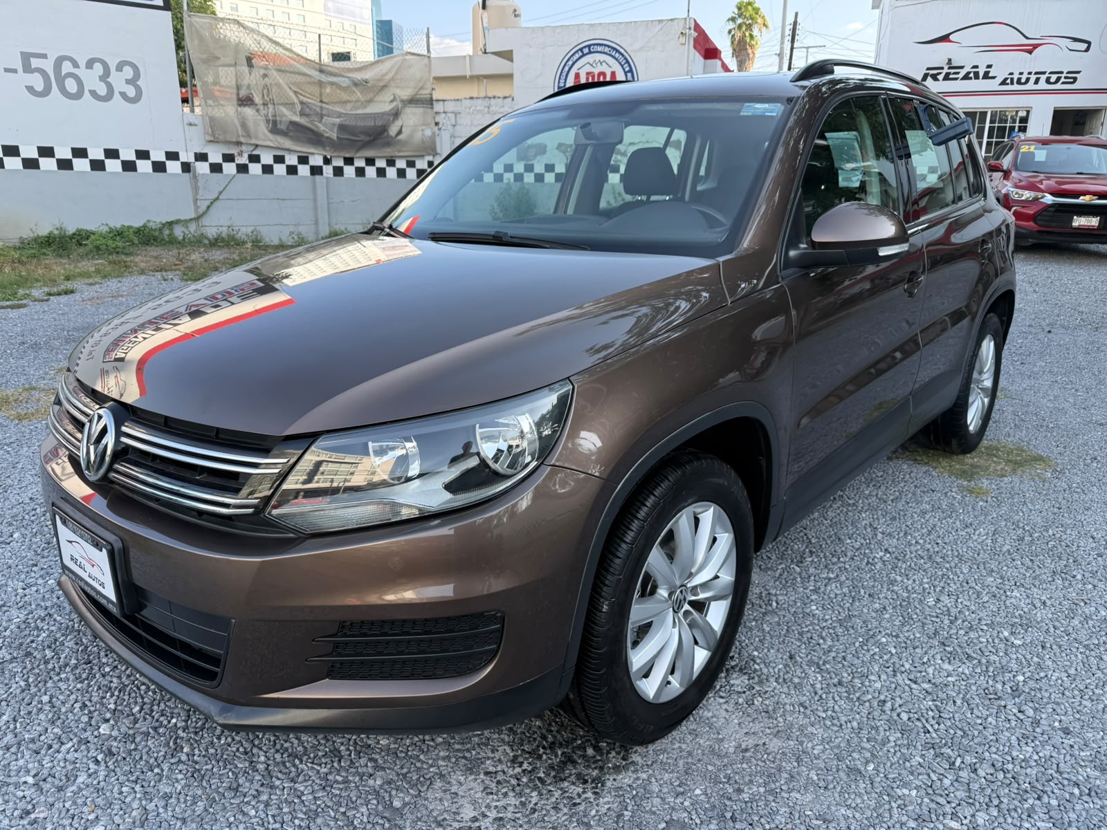 VOLKS WAGEN 2015